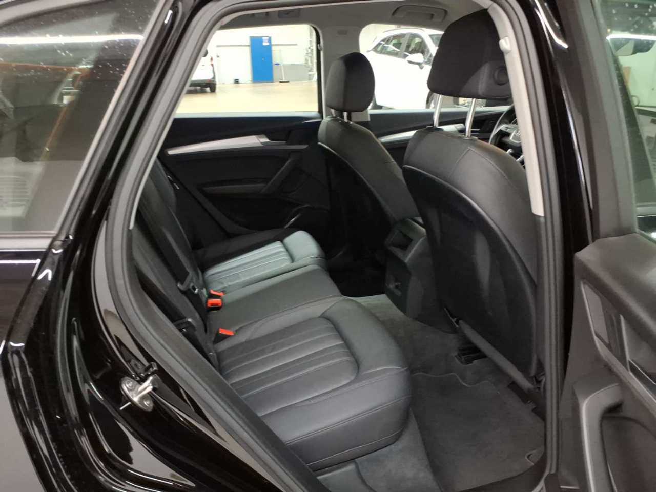 Audi Q5 40 TDI quattro S tronic 14