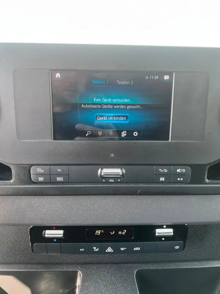 Mercedes-Benz Sprinter 314 AUTOMATIK NAVI TOTWINKEL KAMERA LED 17