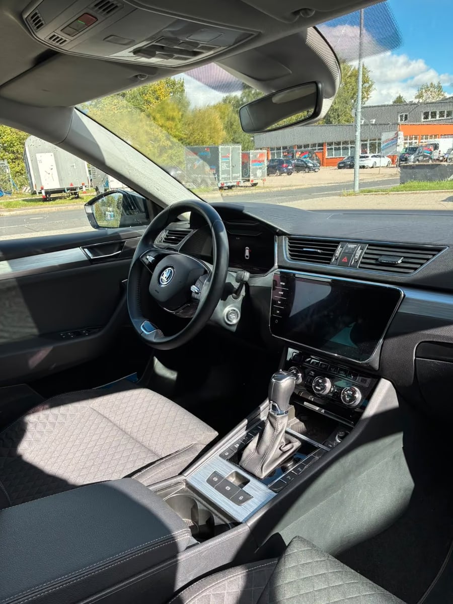 Skoda Superb 1.4 2022 8