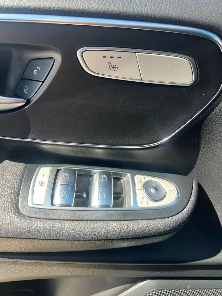 Mercedes-Benz V 250 LANG SPORTPAKET 9G NAVI LEDER LIEGEPAKET 13