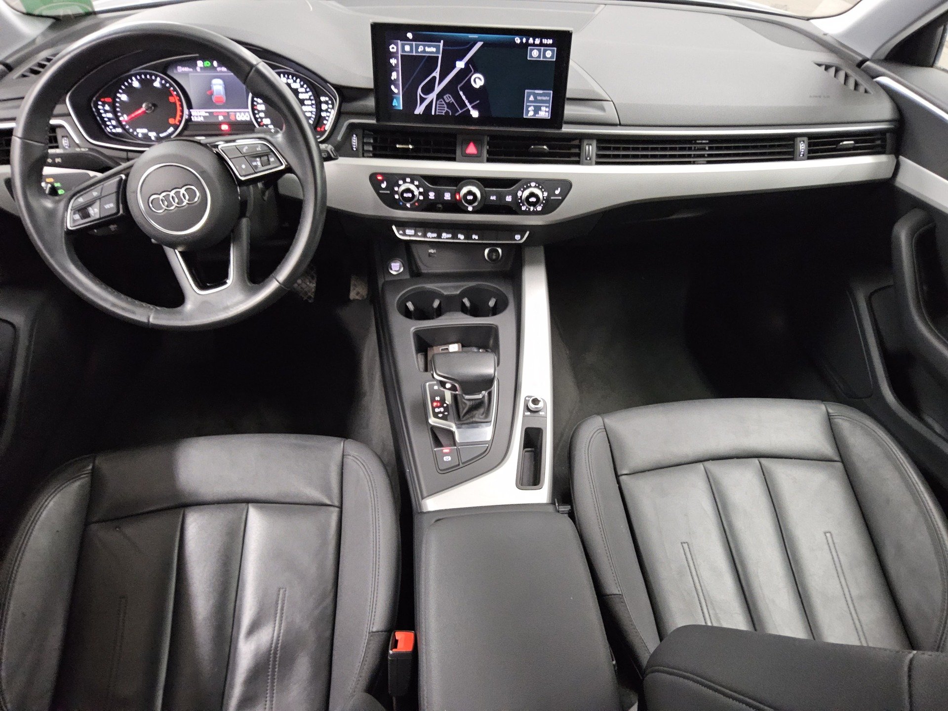 Audi A4 Avant 40 TDI Leder Navi LED PDC Shz Tempomat 5