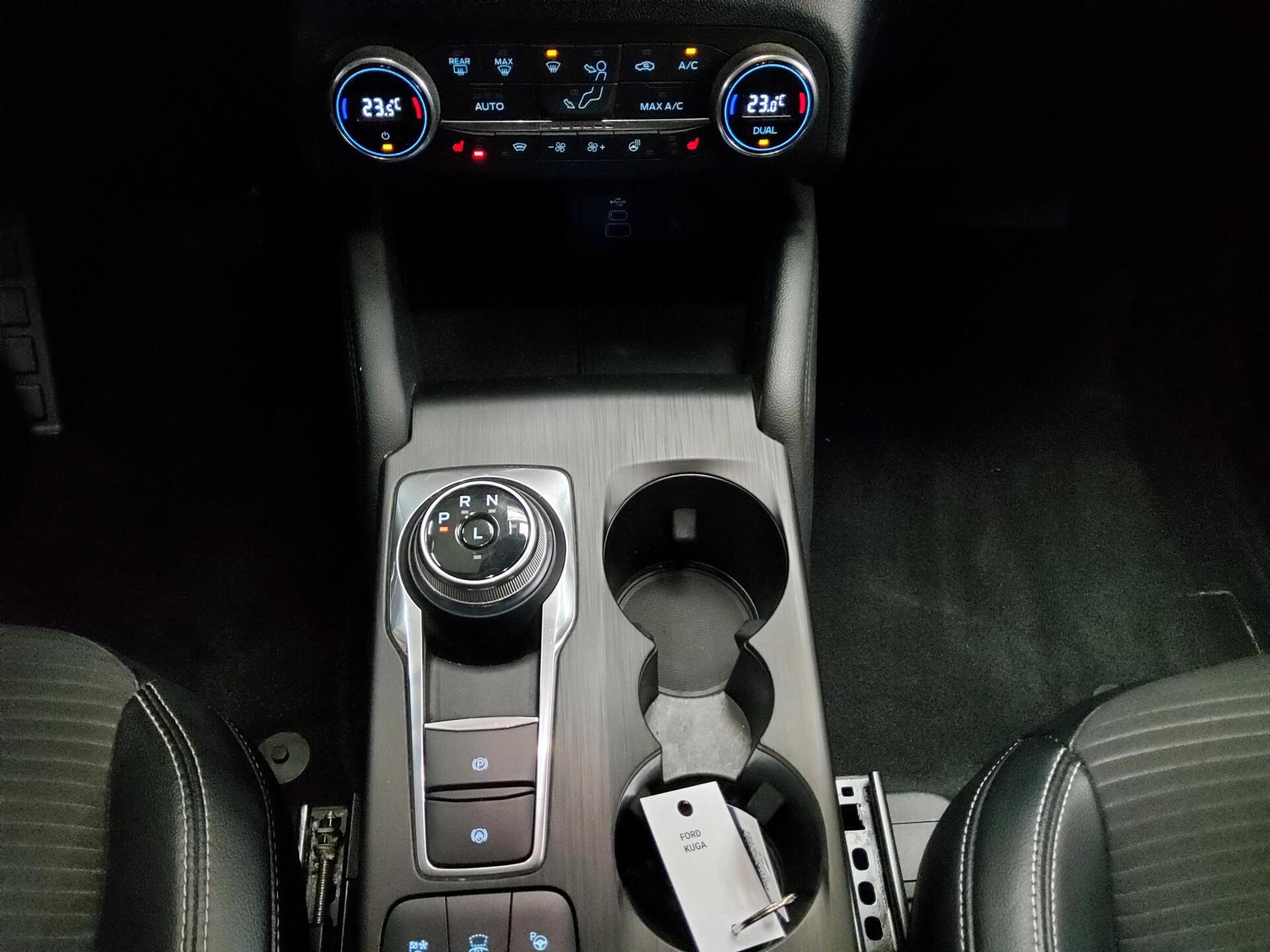 Ford Kuga 2.0 EB Titanium X Navi LED HuD 6