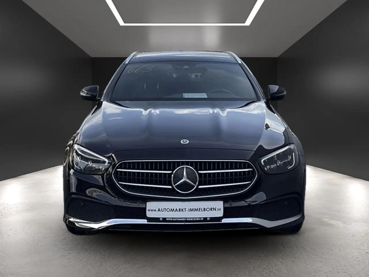 Mercedes-Benz E 400 d ALLRAD Burmest*LED*Kamera*Pano*Leder*STZ 9