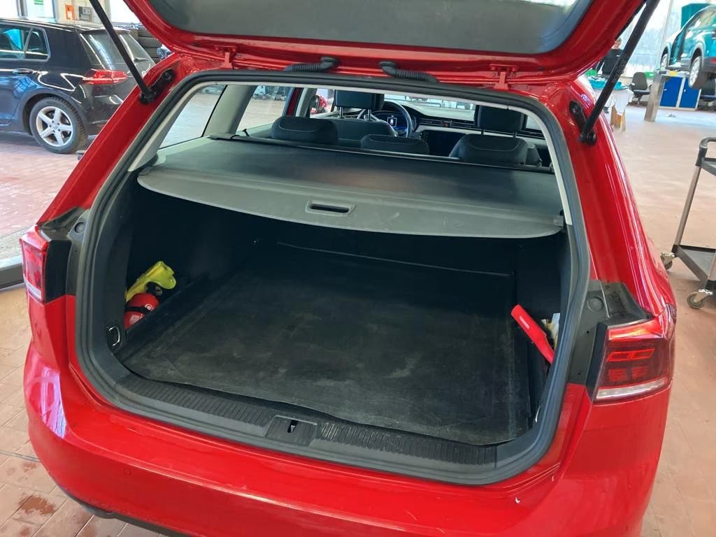 Volkswagen Passat Variant 2.0 2023 7