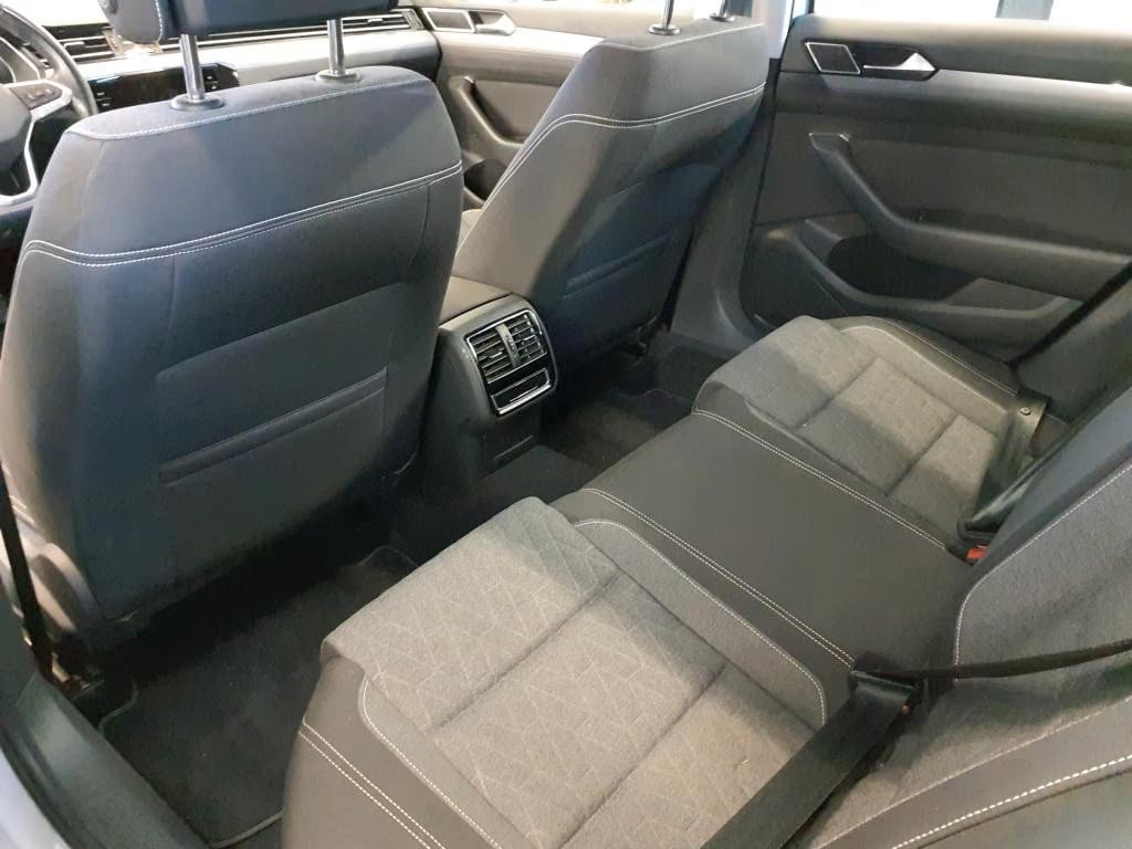 Volkswagen Passat Variant 2.0 2023 6