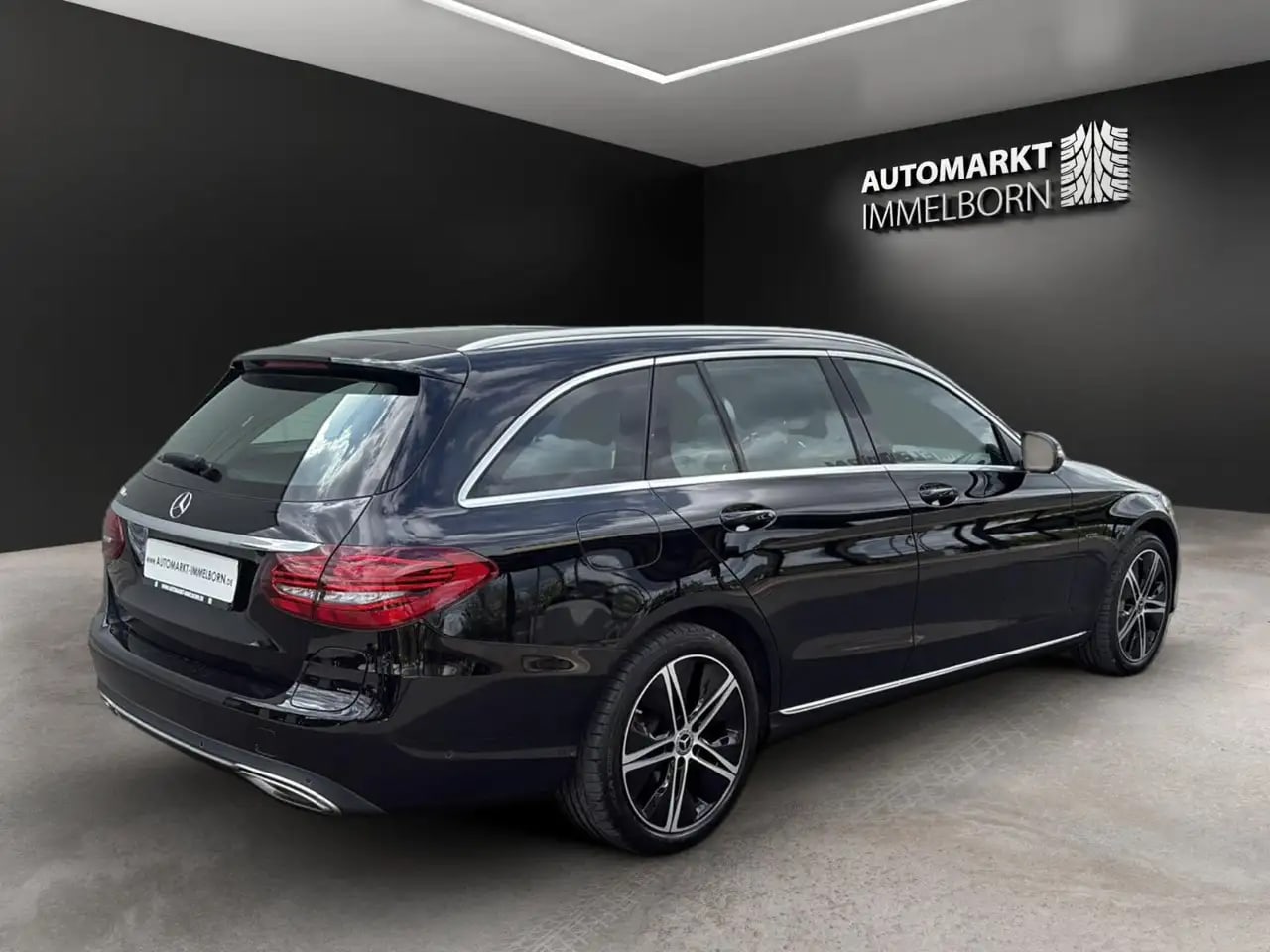 Mercedes-Benz C 300 e Exclusive Panorama*Teilleder*LED*18*DAB* 8