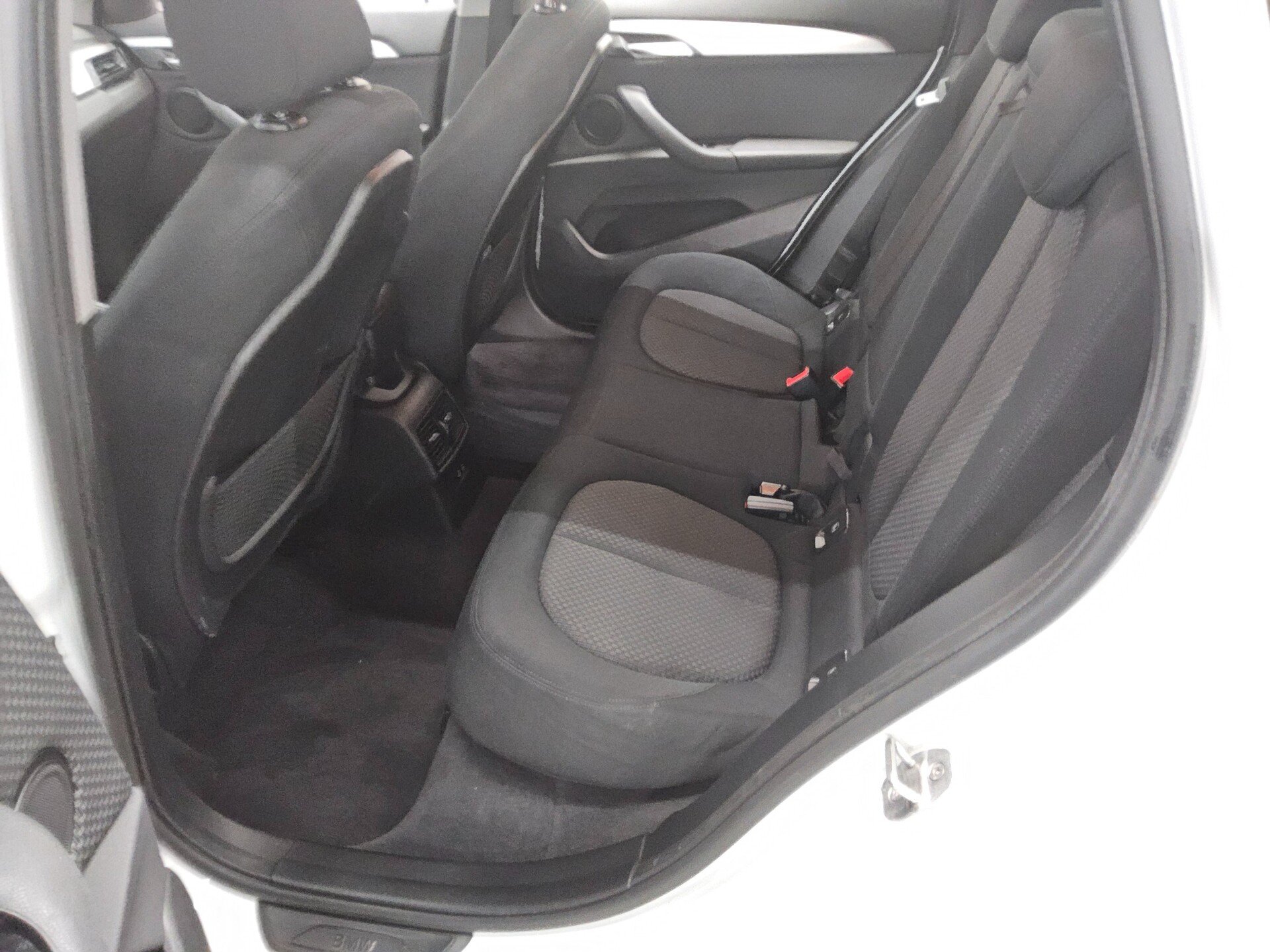 BMW X1 sDrive20d Advantage Navi LED HiFi RFK 13