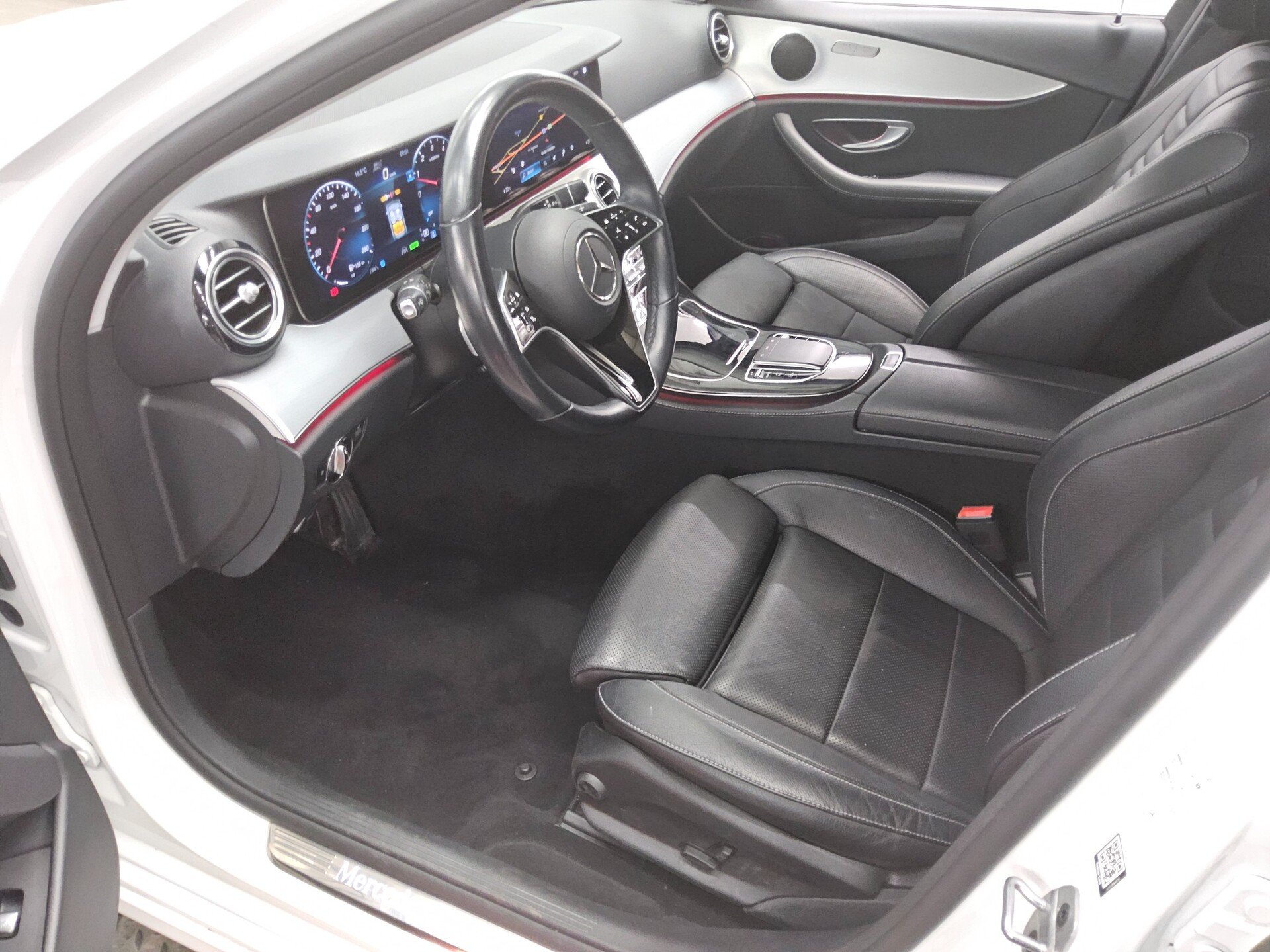 Mercedes-Benz E 300 T de Avantgarde Leder Night Widescreen LED 8