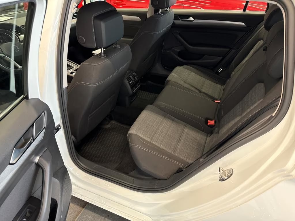 Volkswagen Passat Variant 2.0 2021 6