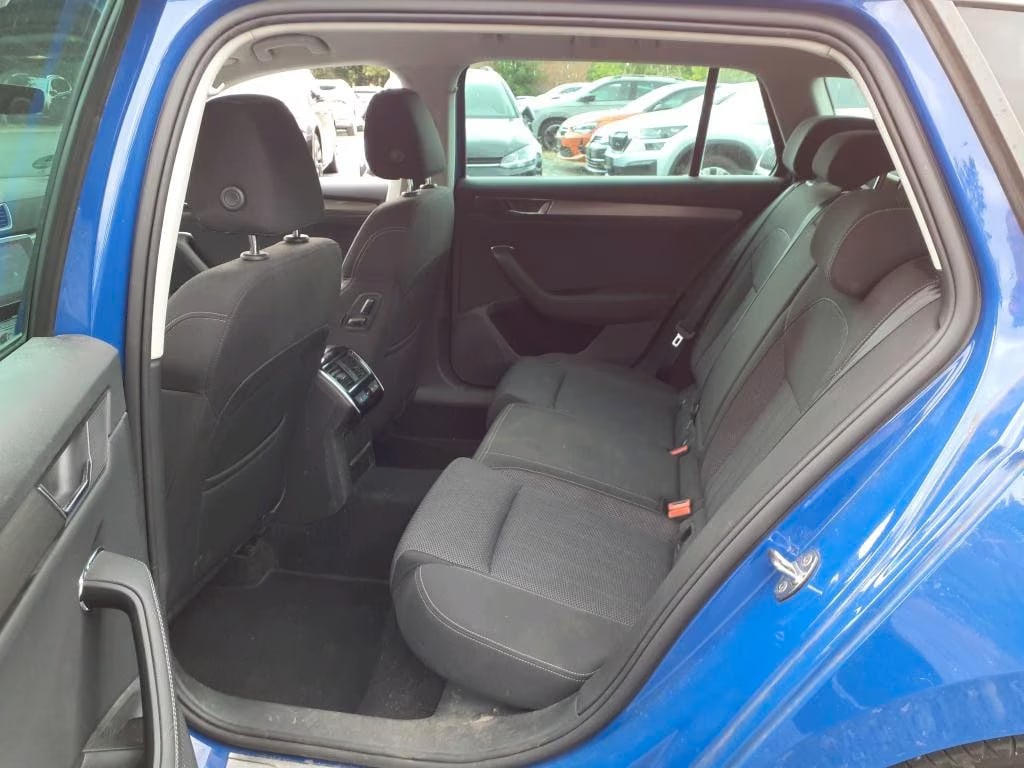 Skoda Superb 1.4 2021 6