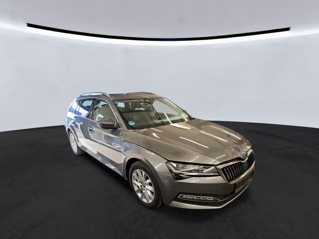 Skoda Superb 2.0 2023 2