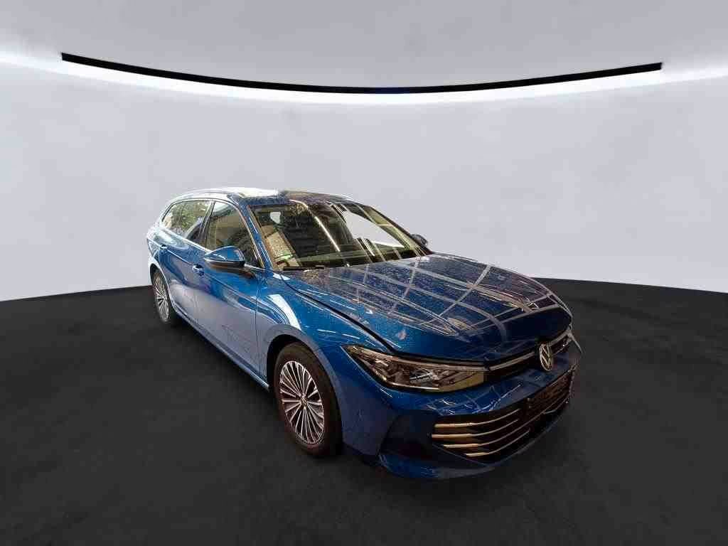 Volkswagen Passat Variant 2.0 2024 2