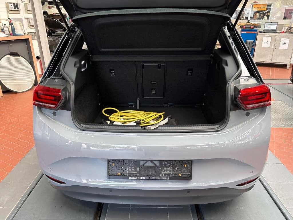 Volkswagen ID.3 2023 7