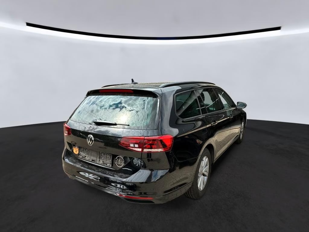 Volkswagen Passat Variant 2.0 2022 4