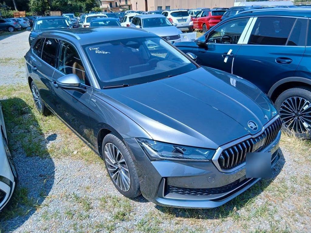 Skoda Superb 2.0 2024 2