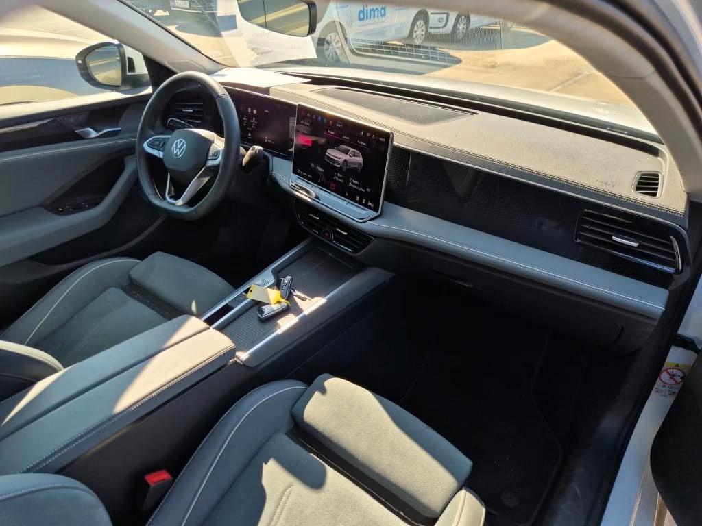 Volkswagen Passat Variant 2.0 2024 5