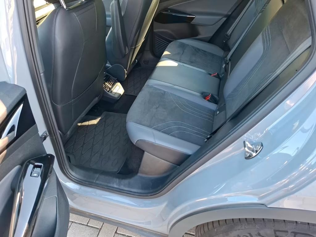 Volkswagen ID.4 2023 6