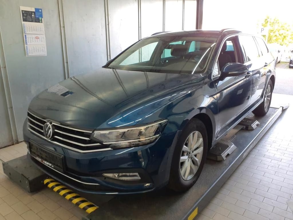 Volkswagen Passat Variant 2.0 2023
