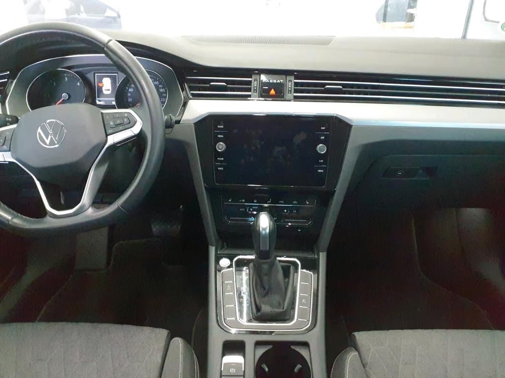 Volkswagen Passat Variant 2.0 2023 4
