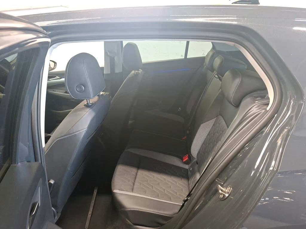 Volkswagen Golf 1.5 2024 8