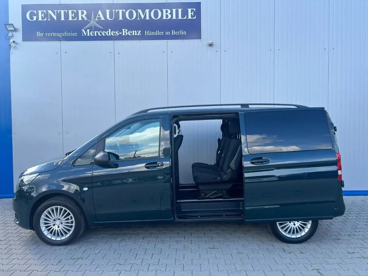 Mercedes-Benz Vito 116 TOURER KOMPAKT NAVI KAMERA 8-SITZER AHK 5