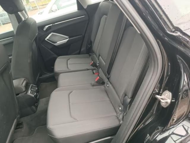 Audi Q3 2.0 2023 7