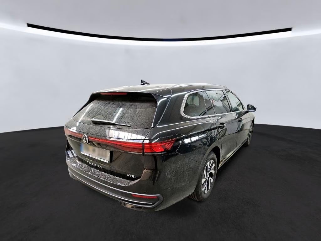 Volkswagen Passat Variant 1.5 2024 4