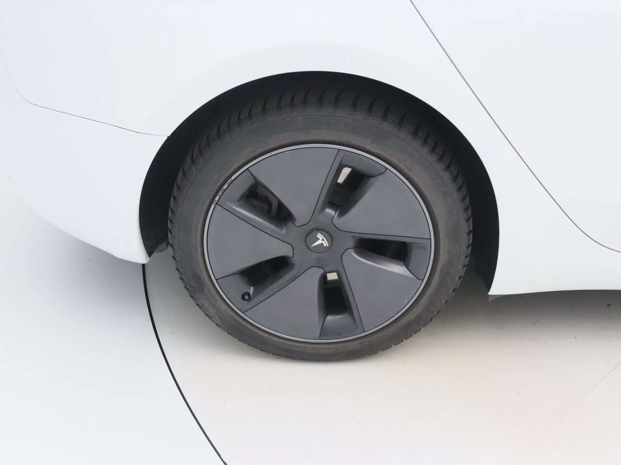Tesla Model 3 Long-Range AWD 351pk 75 kWh UPGRADE 94,4% SoH [ WARMTEPOMP+AUTOPILOT+620KM WLTP+PREMIUM AUDIO ] 8