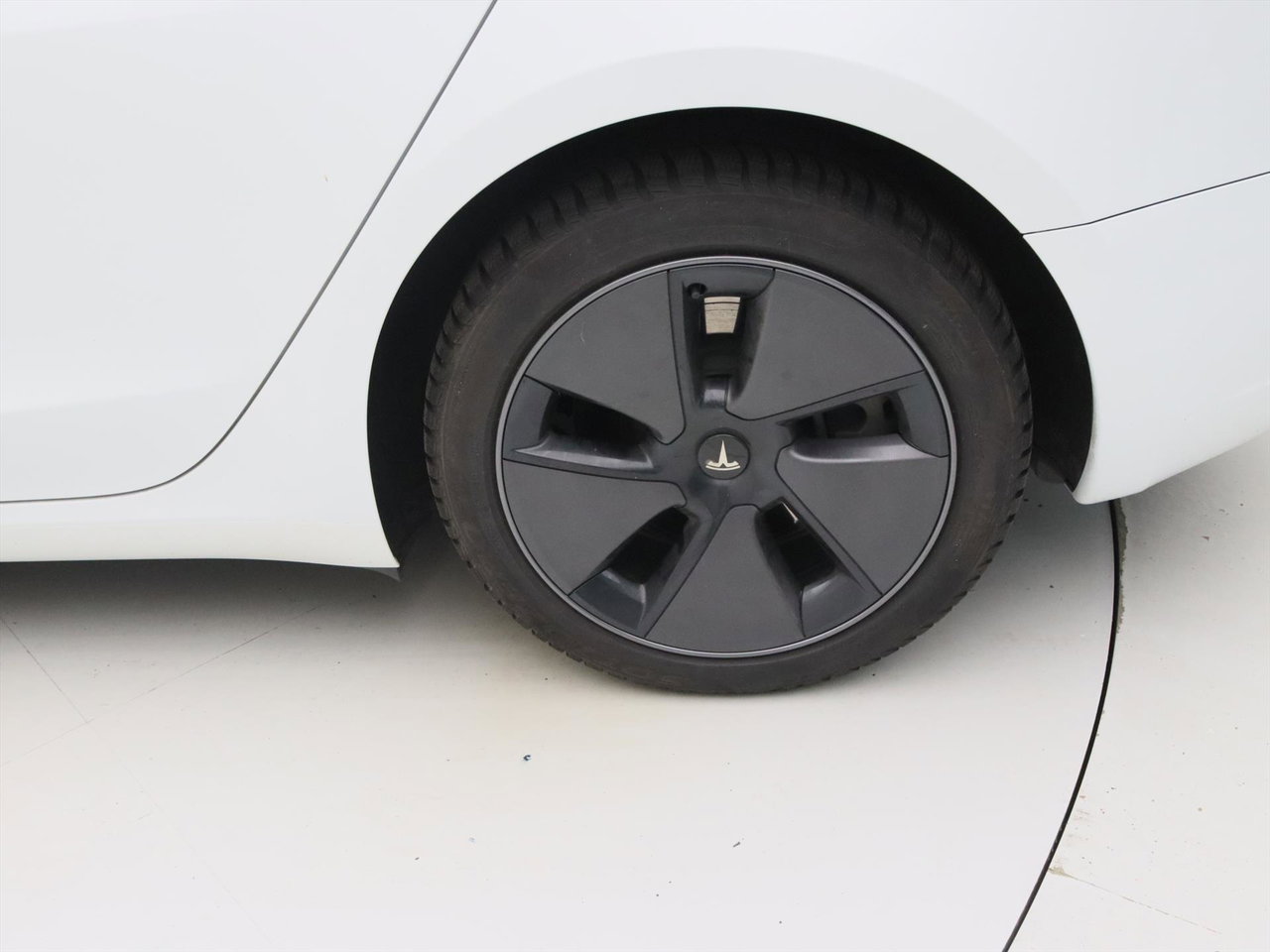 Tesla Model 3 Long-Range AWD 351pk 75 kWh UPGRADE 94,4% SoH [ WARMTEPOMP+AUTOPILOT+620KM WLTP+PREMIUM AUDIO ] 19
