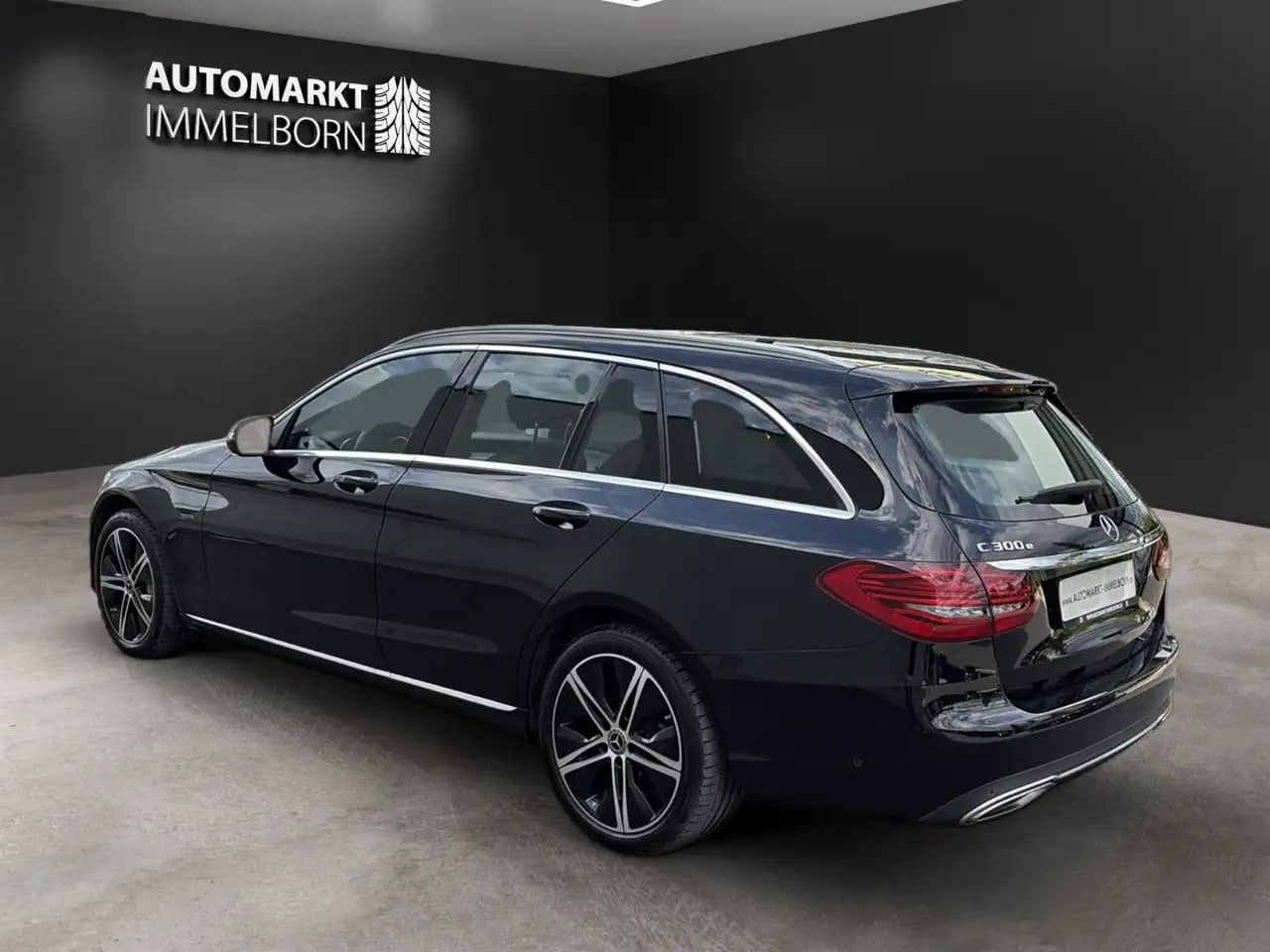 Mercedes-Benz C 300 e Exclusive Panorama*Teilleder*LED*18*DAB* 6