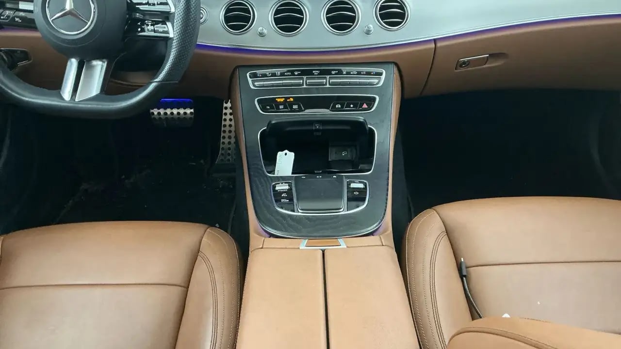 Mercedes-Benz E 300 e AMG Allrad 19*Pano*360*HUD*Distro*Night* 11