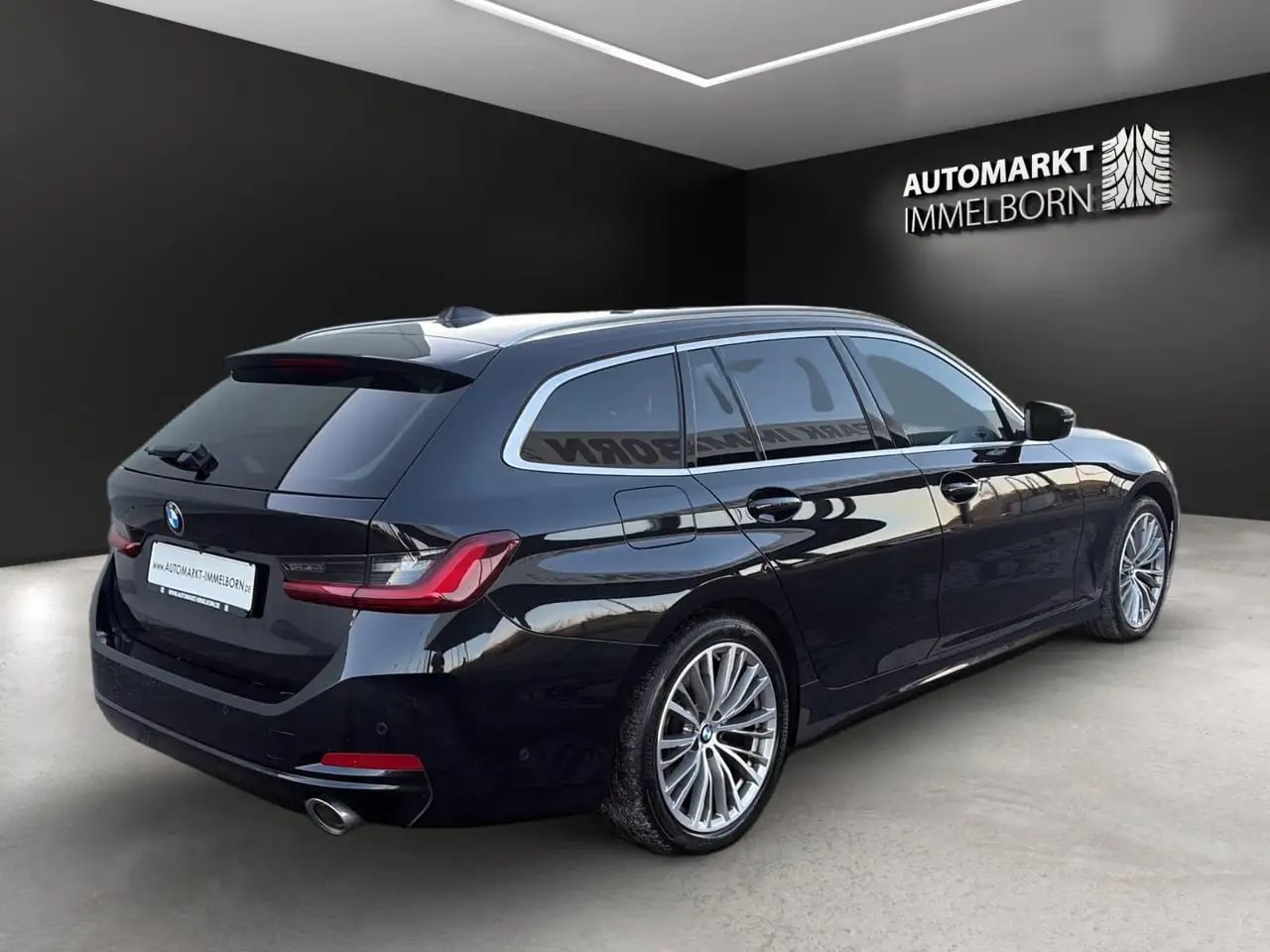 BMW 320 d xD Pano*STHZG*AHK*Kamera*ACC*Leder*LED 8