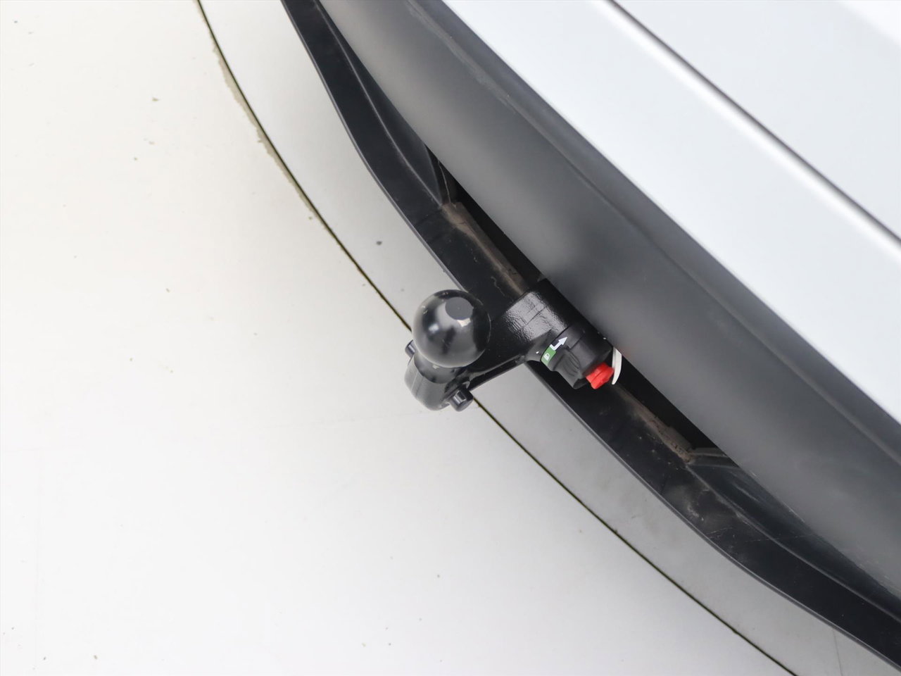 Tesla Model Y Standard RWD Plus 351pk 92.7% SoH [ TREKHAAK+LFP ACCU+AUTOPILOT+20 INCH+PREMIUM AUDIO ] 23