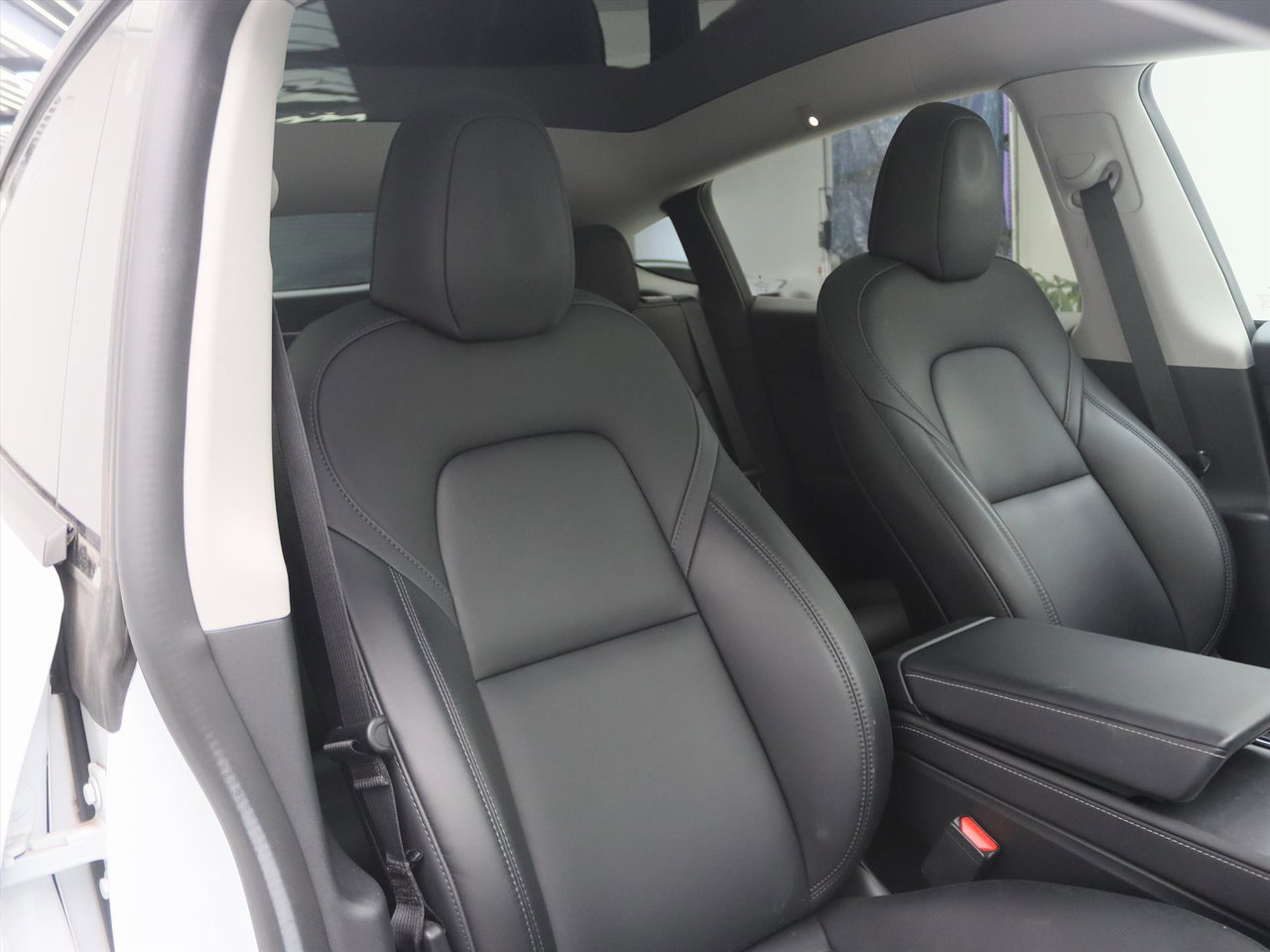 Tesla Model Y Standard RWD Plus 351pk 92.7% SoH [ TREKHAAK+LFP ACCU+AUTOPILOT+20 INCH+PREMIUM AUDIO ] 13