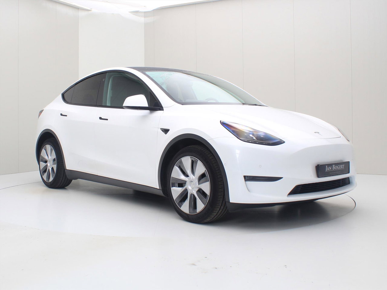 Tesla Model Y Long Range AWD 75kWh 351pk [ AMD RYZEN+AUTOPILOT+19 INCH+PREMIUM AUDIO ] 3