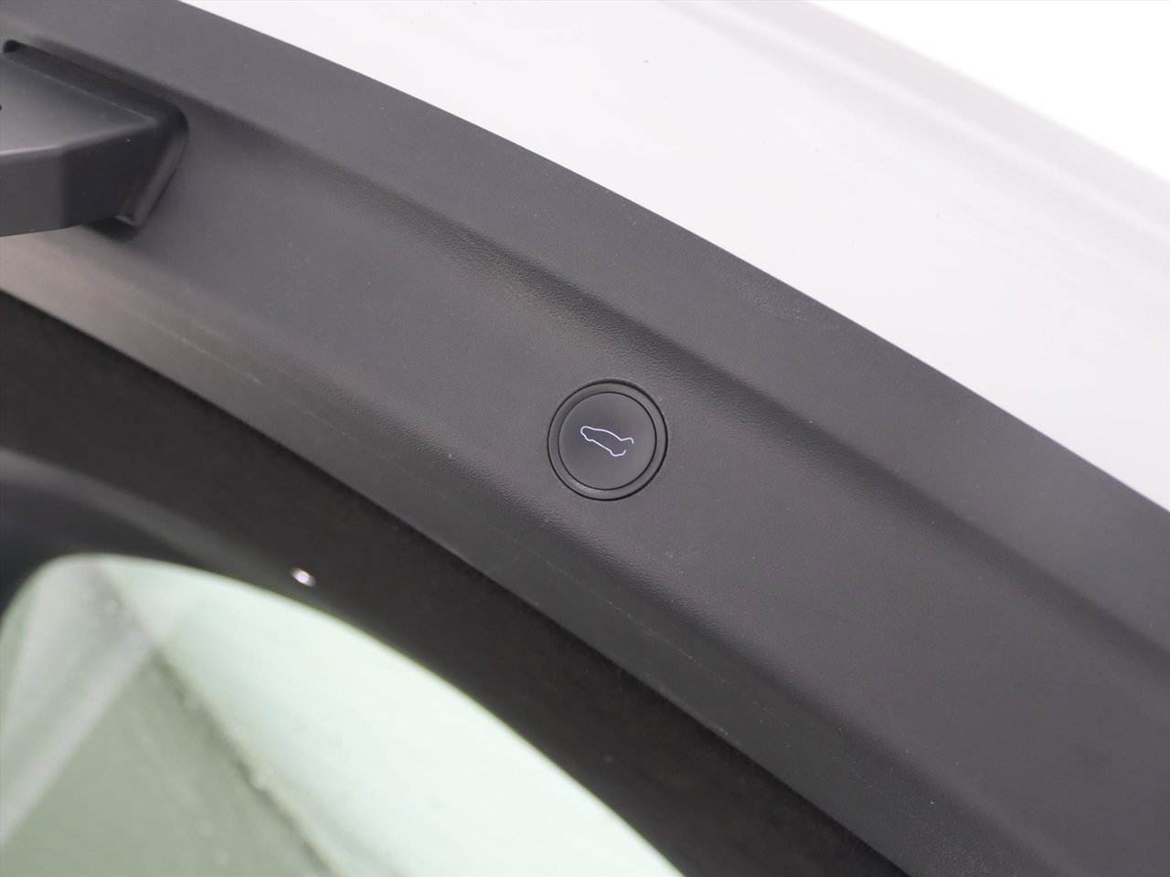 Tesla Model Y Long Range AWD 75kWh 351pk [ AMD RYZEN+AUTOPILOT+19 INCH+PREMIUM AUDIO ] 9