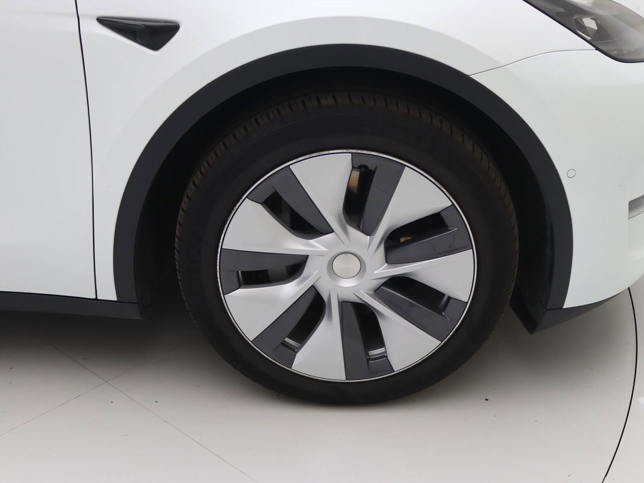 Tesla Model Y Long Range AWD 75kWh 351pk [ AMD RYZEN+AUTOPILOT+19 INCH+PREMIUM AUDIO ] 11