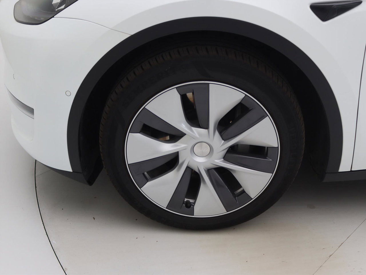 Tesla Model Y Long Range AWD 75kWh 351pk [ AMD RYZEN+AUTOPILOT+19 INCH+PREMIUM AUDIO ] 20