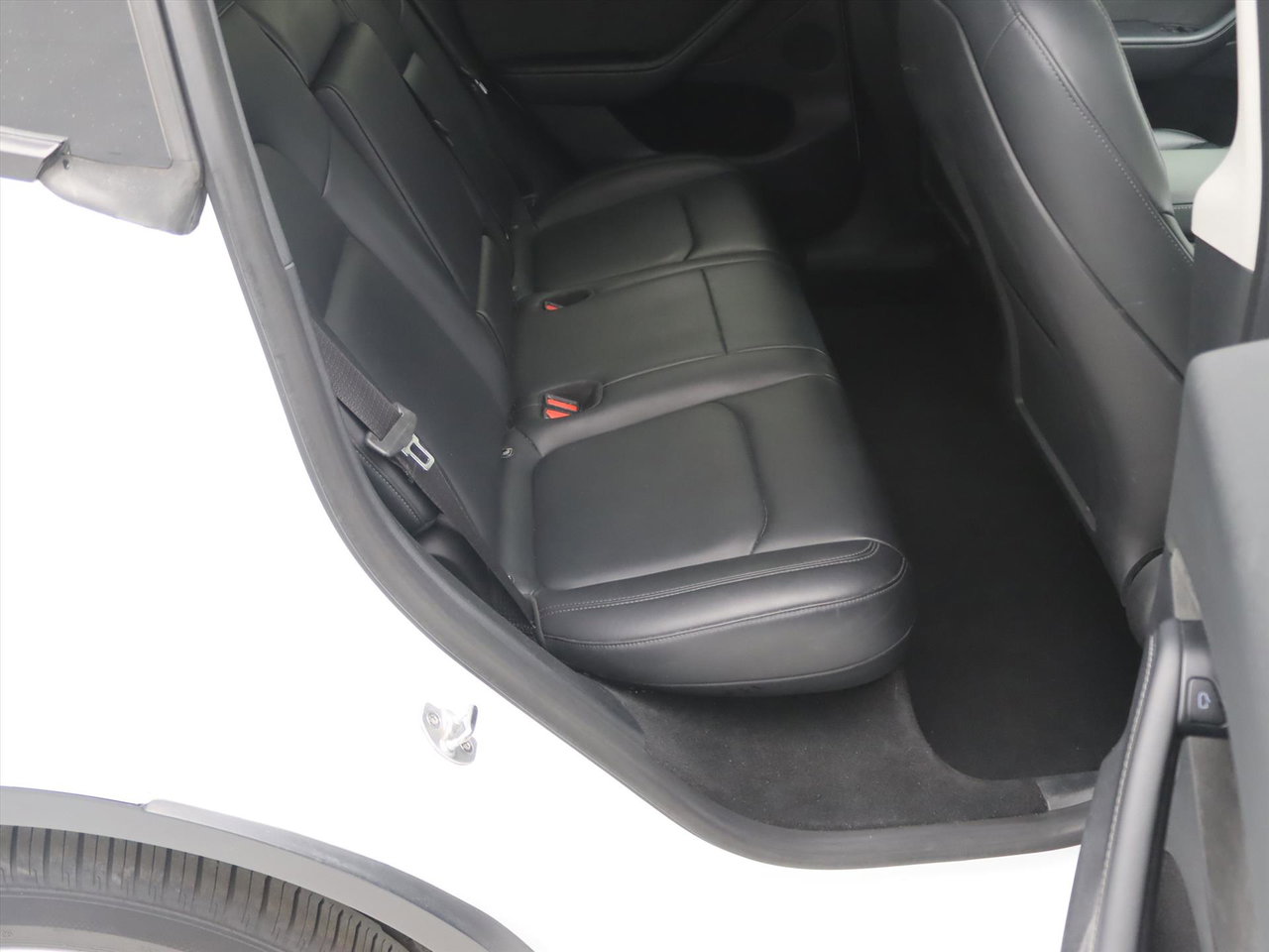 Tesla Model Y Long Range AWD 75kWh 351pk [ AMD RYZEN+AUTOPILOT+19 INCH+PREMIUM AUDIO ] 14