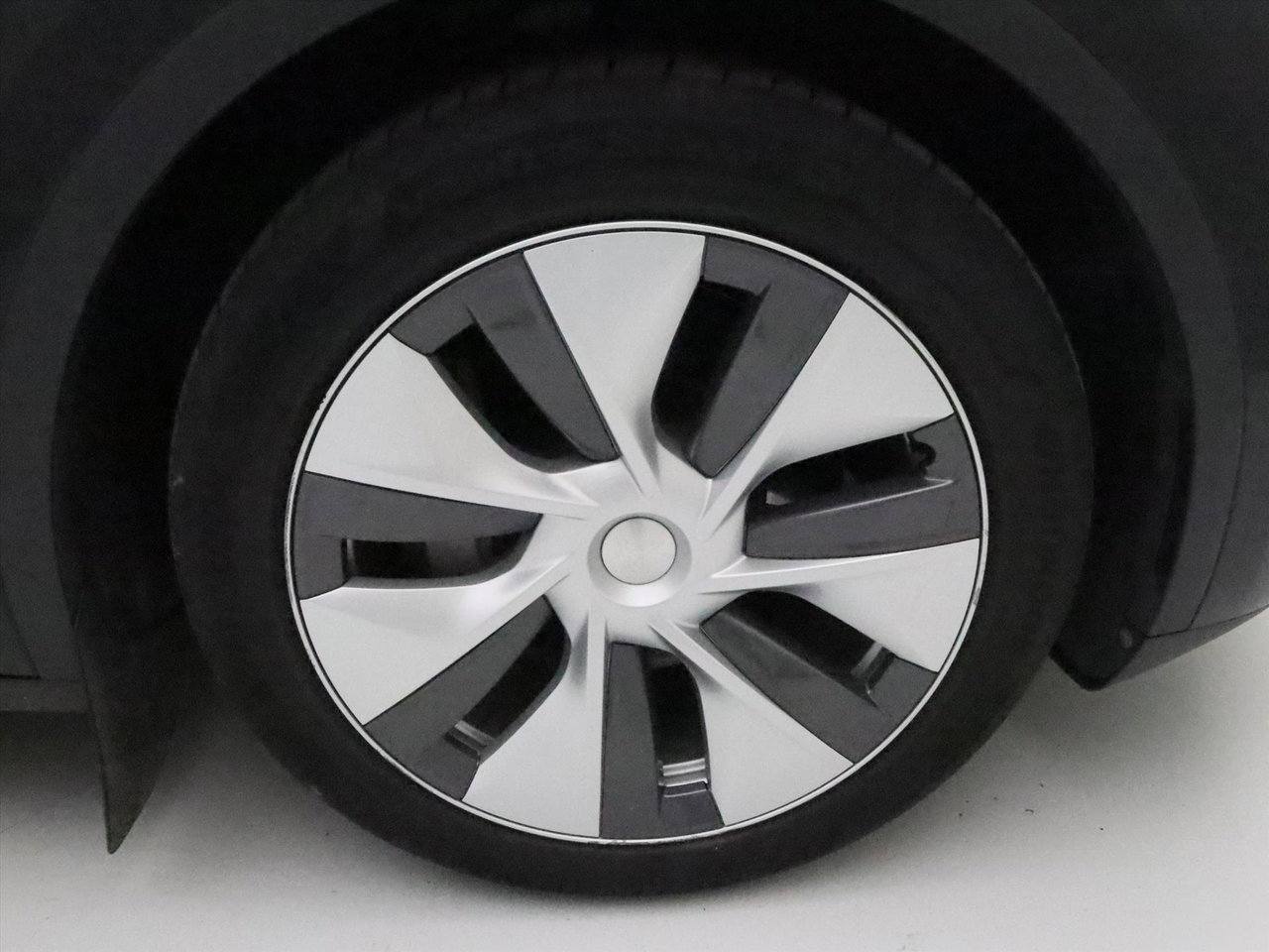 Tesla Model Y Long Range AWD 75kWh 351pk 93.4% SoH [ AMD RYZEN+AUTOPILOT+19 INCH+PREMIUM AUDIO ] 13