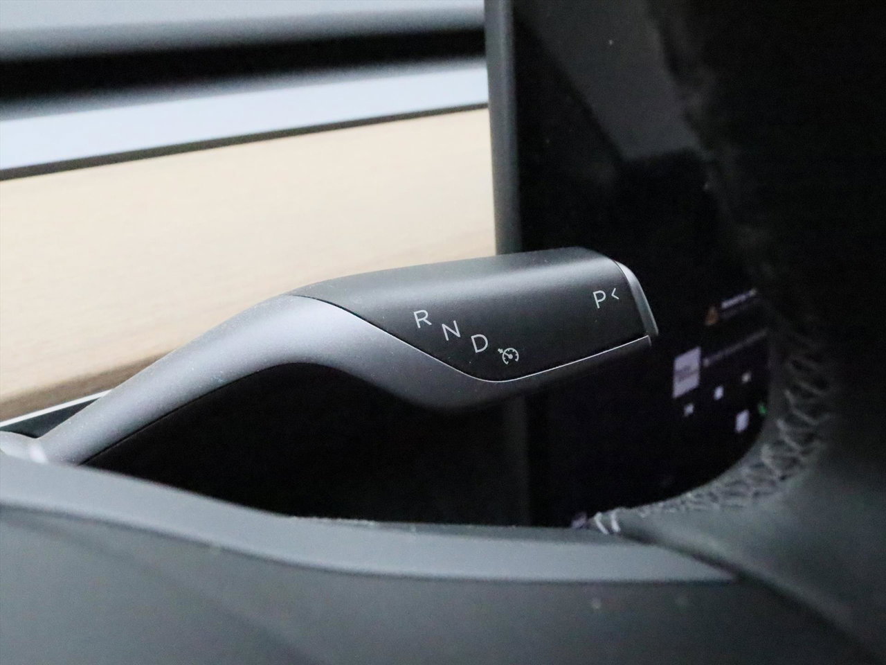 Tesla Model Y Long Range AWD 75kWh 351pk 93.4% SoH [ AMD RYZEN+AUTOPILOT+19 INCH+PREMIUM AUDIO ] 24