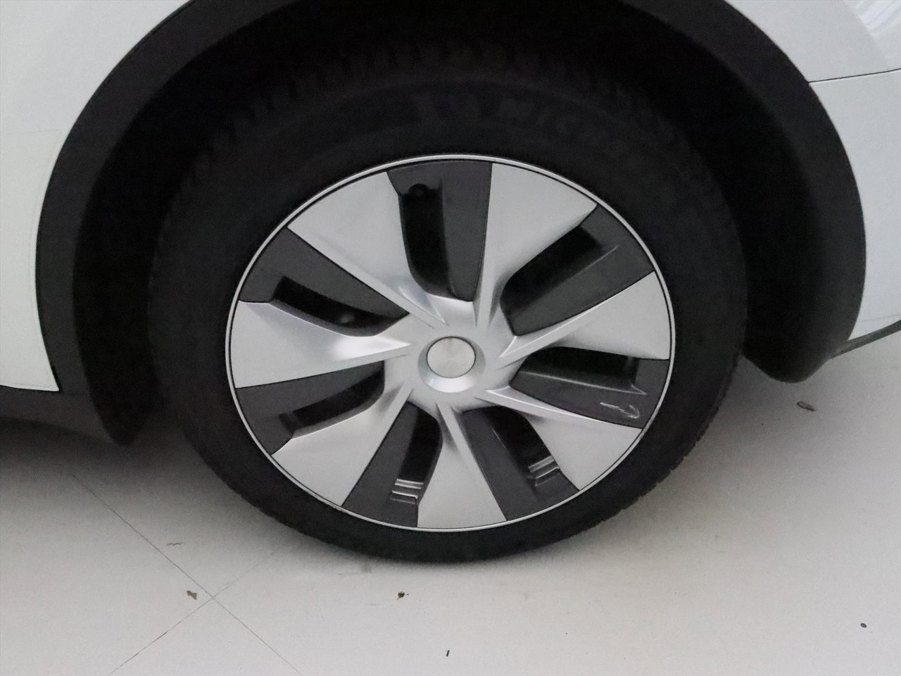 Tesla Model Y Long Range AWD 75kWh 351pk 94.2% SoH [ AMD RYZEN+AUTOPILOT+19 INCH+PREMIUM AUDIO ] 15