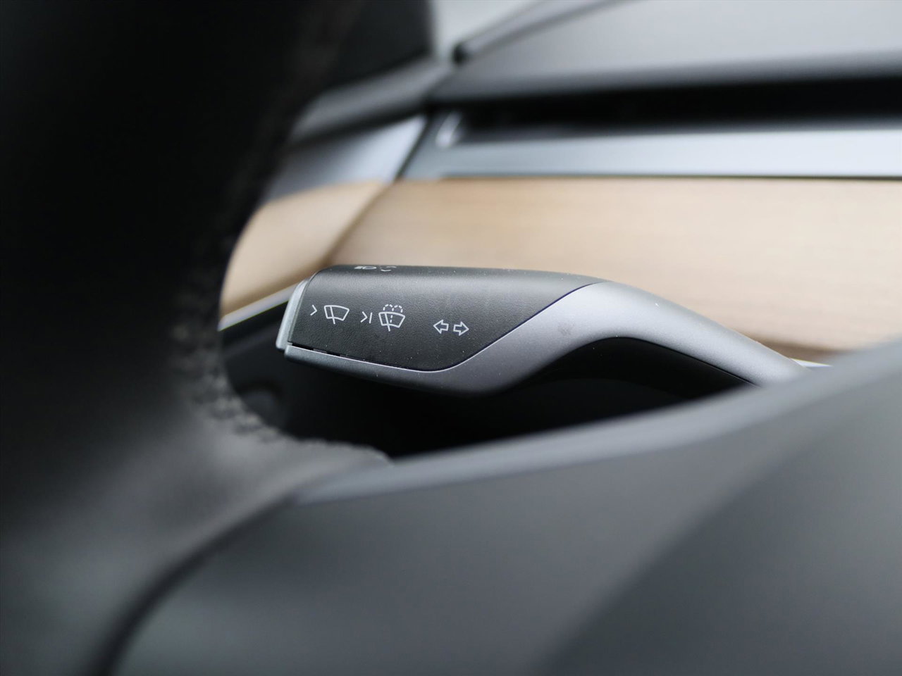 Tesla Model Y Long Range AWD 75kWh 351pk 93.3% SoH [ AMD RYZEN+AUTOPILOT+19 INCH+PREMIUM AUDIO ] 23