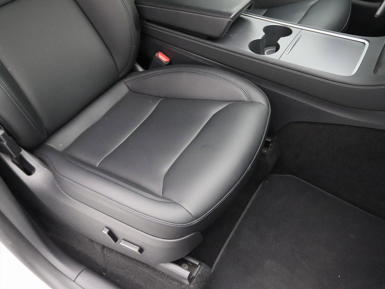 Tesla Model Y Long Range AWD 75kWh 351pk 93.3% SoH [ AMD RYZEN+AUTOPILOT+19 INCH+PREMIUM AUDIO ] 11