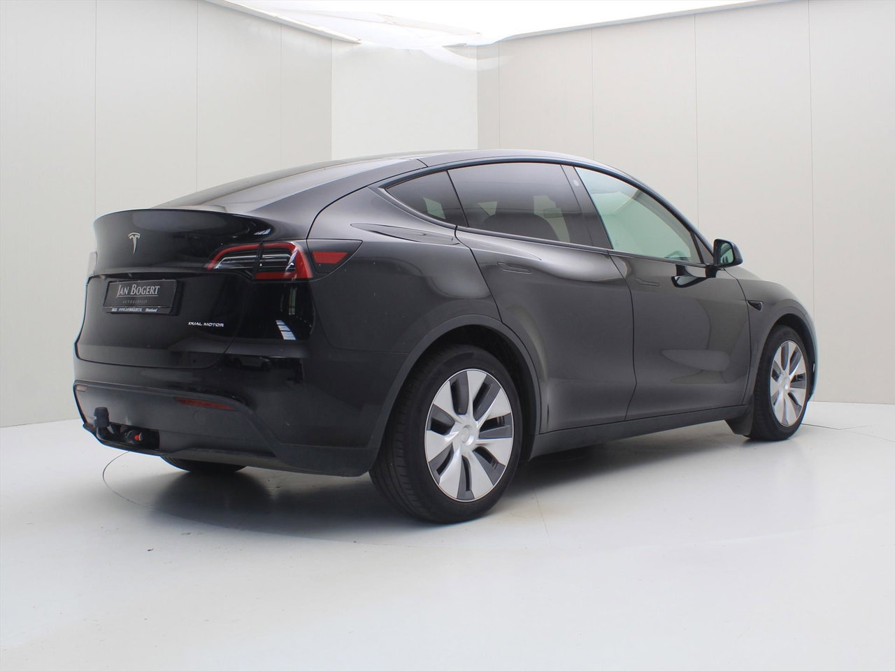 Tesla Model Y Long Range AWD 75kWh 351pk 93.2% SoH [ TREKHAAK+AMD RYZEN+AUTOPILOT+19 INCH+PREMIUM AUDIO ]