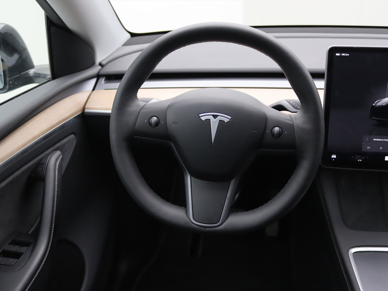 Tesla Model Y Long Range AWD 75kWh 351pk 93.2% SoH [ TREKHAAK+AMD RYZEN+AUTOPILOT+19 INCH+PREMIUM AUDIO ] 18