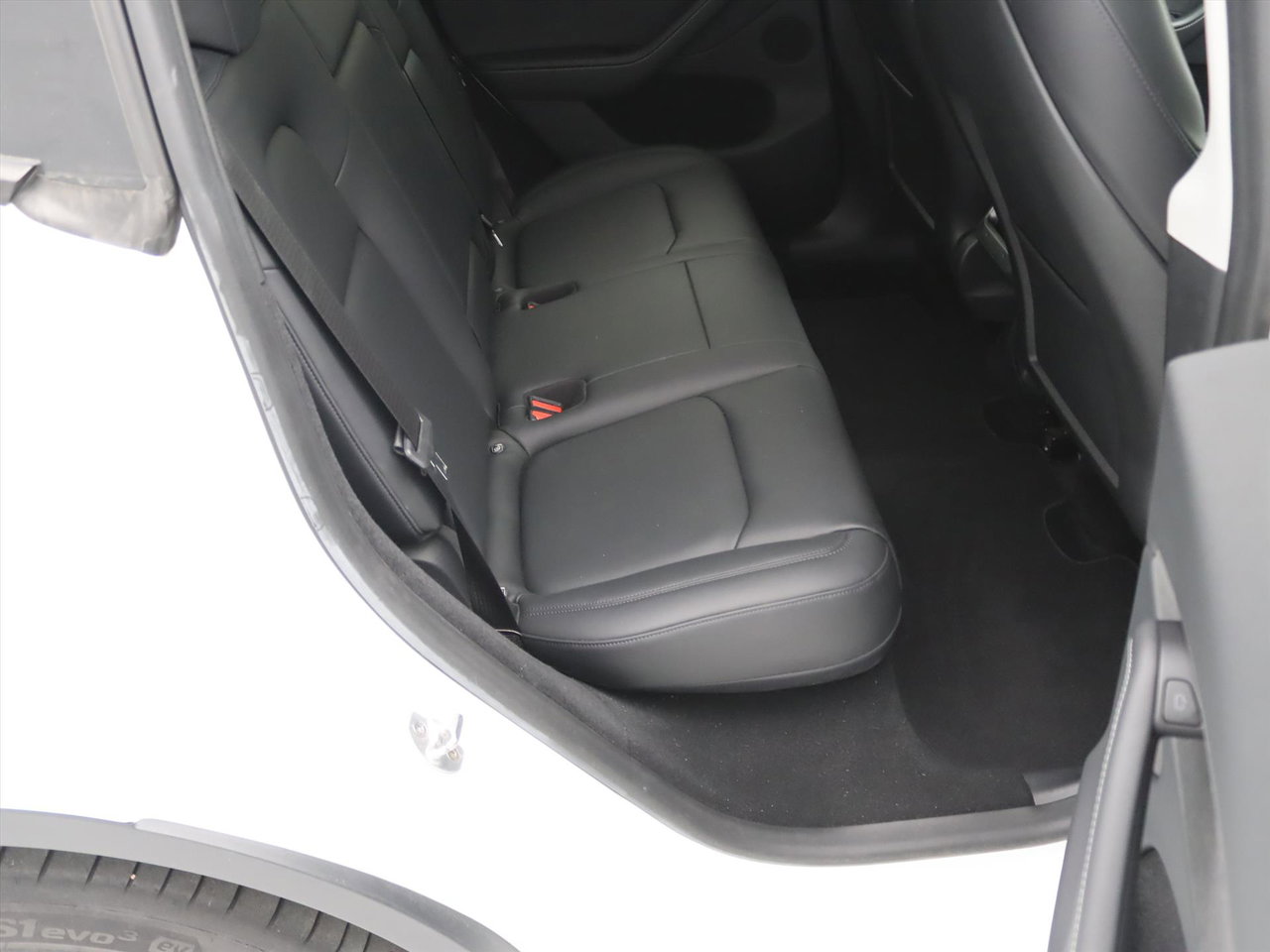 Tesla Model Y Long Range AWD 75kWh 351pk 93.8% SoH [ AMD RYZEN+AUTOPILOT+19 INCH+PREMIUM AUDIO ] 14