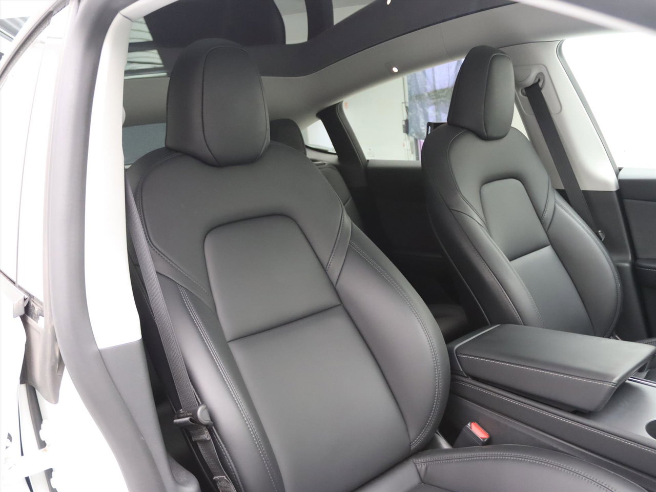 Tesla Model Y Long Range AWD 75kWh 351pk 93.8% SoH [ AMD RYZEN+AUTOPILOT+19 INCH+PREMIUM AUDIO ] 19