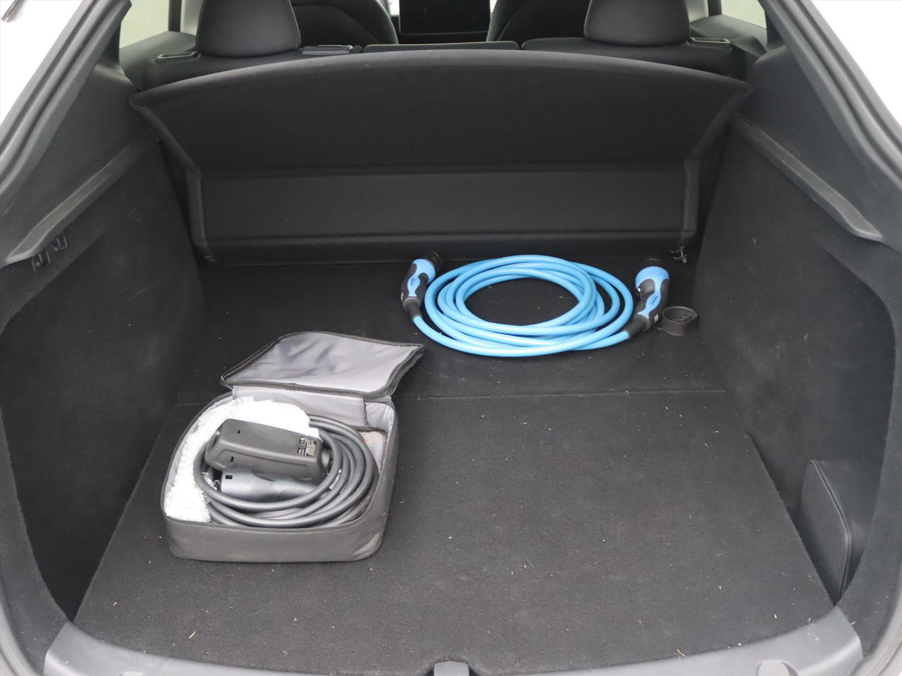 Tesla Model Y Long Range AWD 75kWh 351pk 92% SoH [ TREKHAAK+AMD RYZEN+AUTOPILOT+19 INCH+PREMIUM AUDIO ] 9