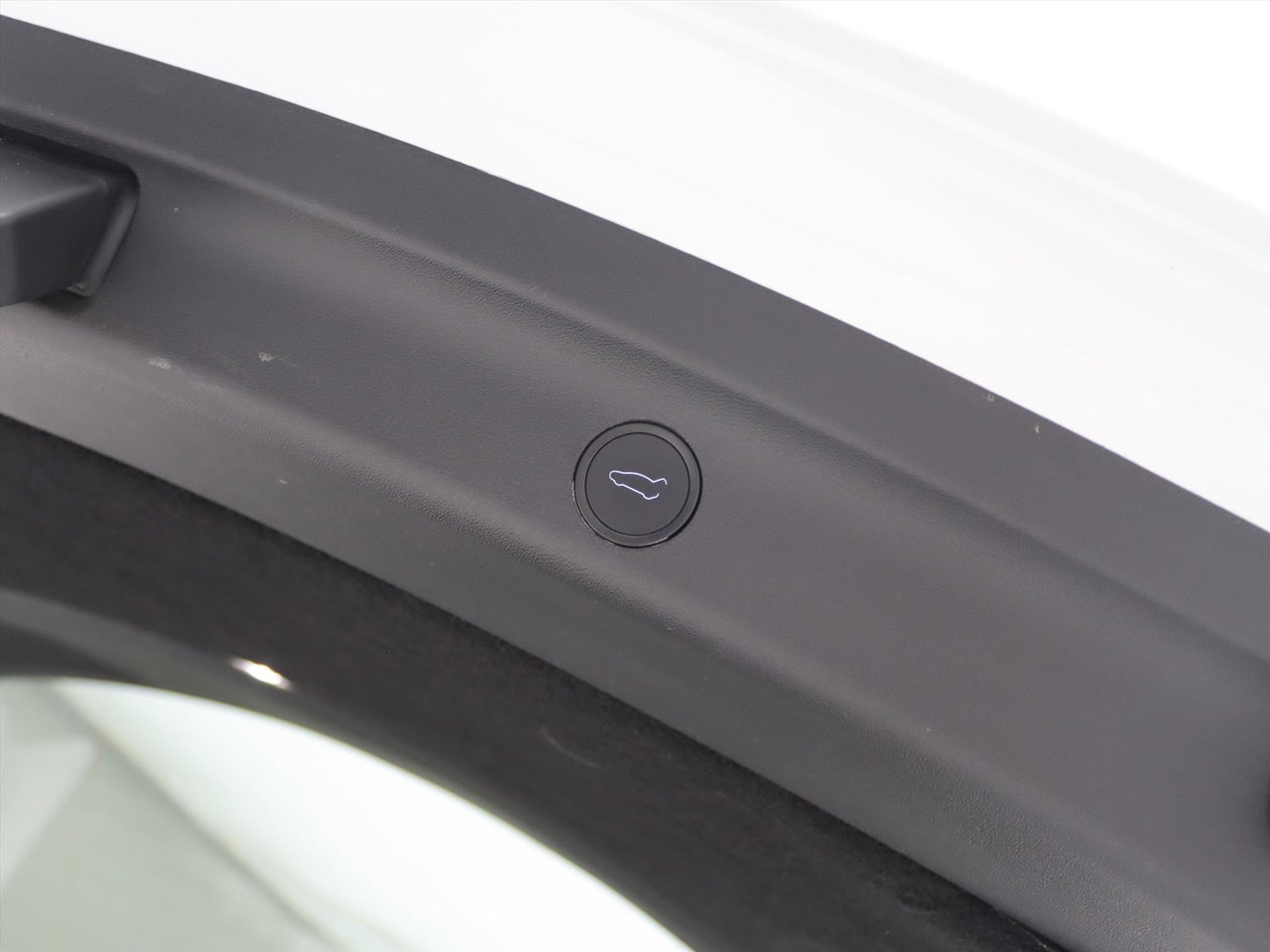 Tesla Model Y Long Range AWD 75kWh 351pk 92% SoH [ TREKHAAK+AMD RYZEN+AUTOPILOT+19 INCH+PREMIUM AUDIO ] 10